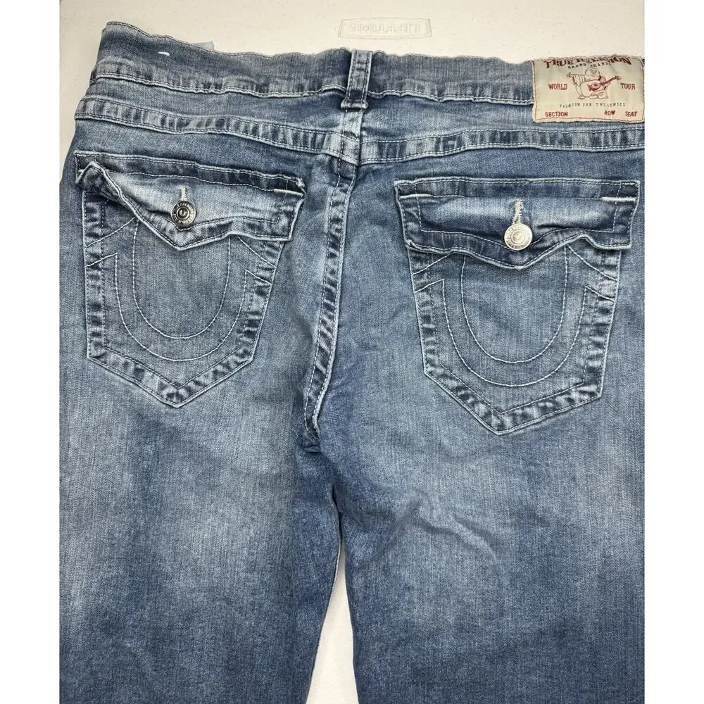 True Religion Men's Denim Jeans Light Wash Ricky Relaxed Size 38x32 Straight Leg